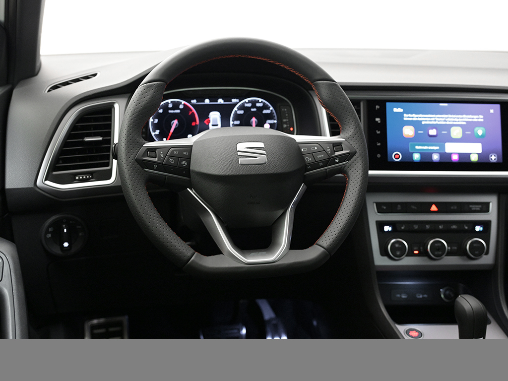 Seat Ateca 1.5 FR DSG TOPVIEW AHK-Vorb. NAV SHZ PDC