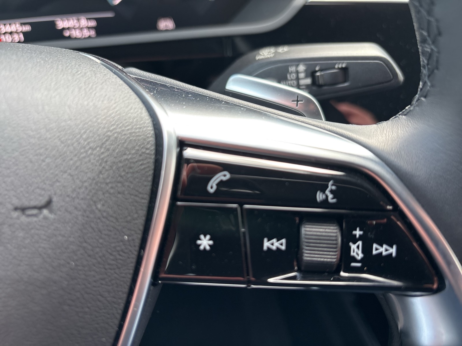 Audi e-tron Sportback 55 quattro AHK CAM LM19 NAVI+