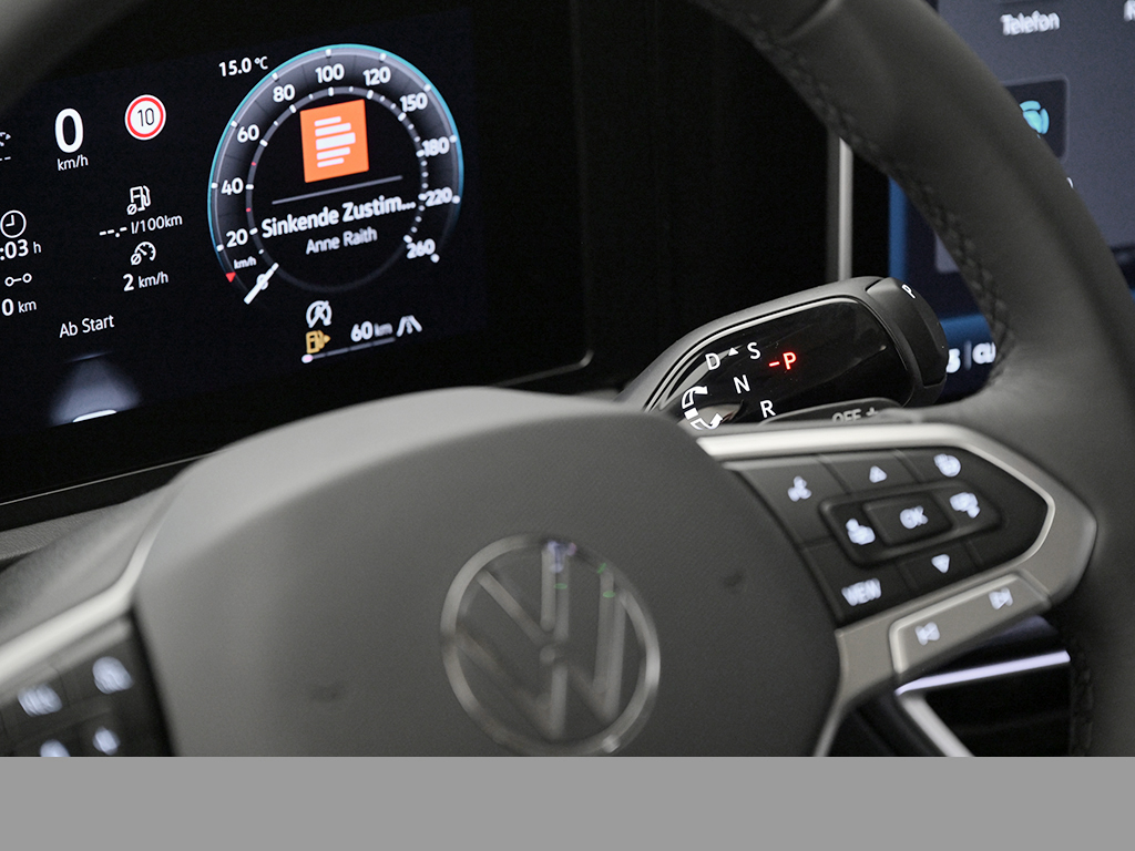 Volkswagen Tiguan 1.5 ELEGANCE DSG