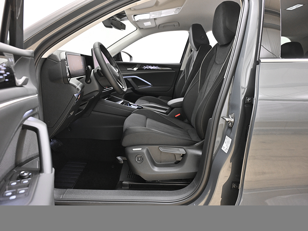 Volkswagen Tiguan 1.5 ELEGANCE DSG