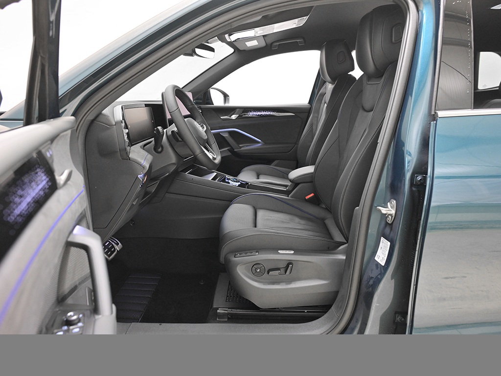 Volkswagen Tiguan 1.5 R-LINE DSG LEDER MATRIXLED 360CAM