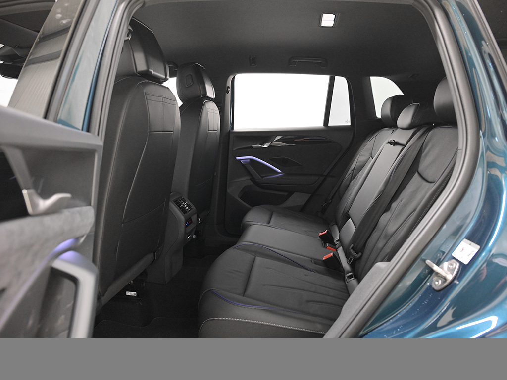 Volkswagen Tiguan 1.5 R-LINE DSG LEDER MATRIXLED 360CAM