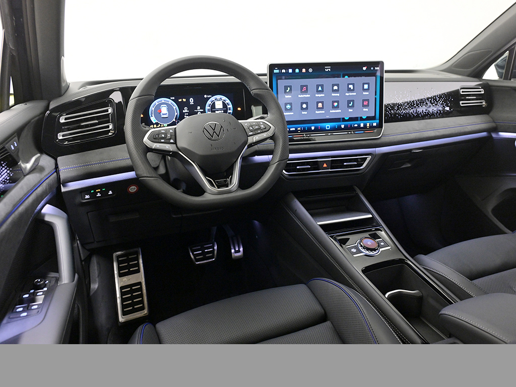 Volkswagen Tiguan 1.5 R-LINE DSG LEDER MATRIXLED 360CAM