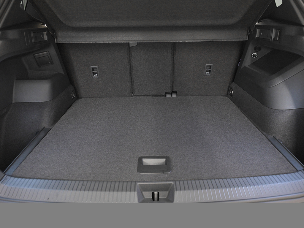 Volkswagen Tiguan 1.5 R-LINE DSG