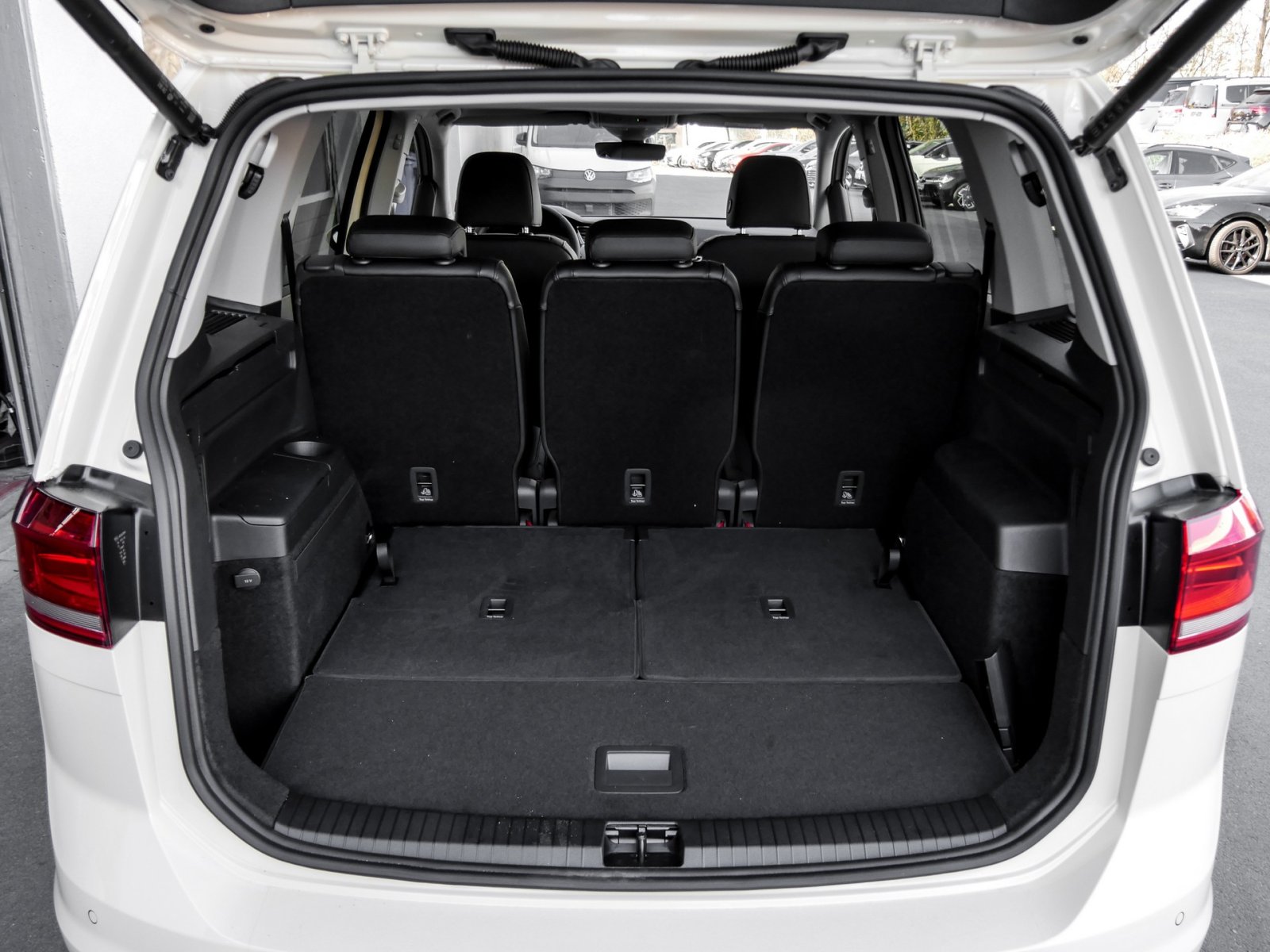 Volkswagen Touran 2.0 TAXI DSG PLATIN EDITION | SONDERPREIS