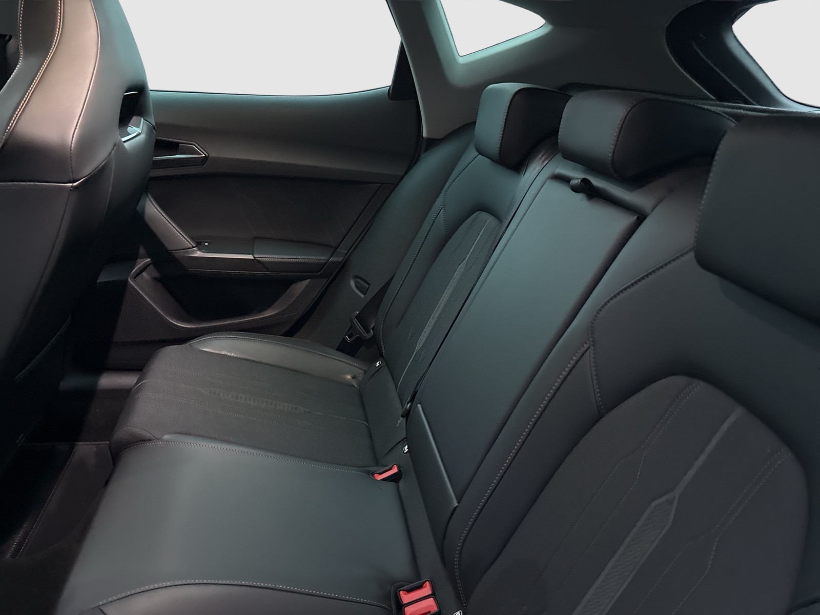 Cupra Formentor 1.4 HYBRID CAM ACC LM18 CARPLAY SITZHZ