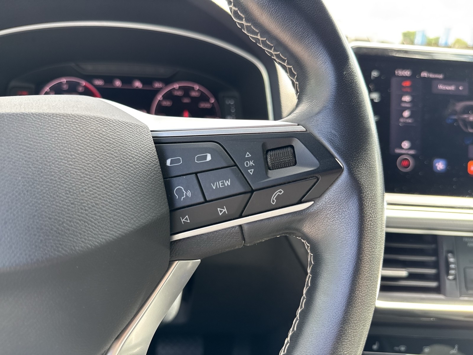 Seat Tarraco 1.5 STYLE PANO AHK ACC LM18 eKLAPPE NAVI