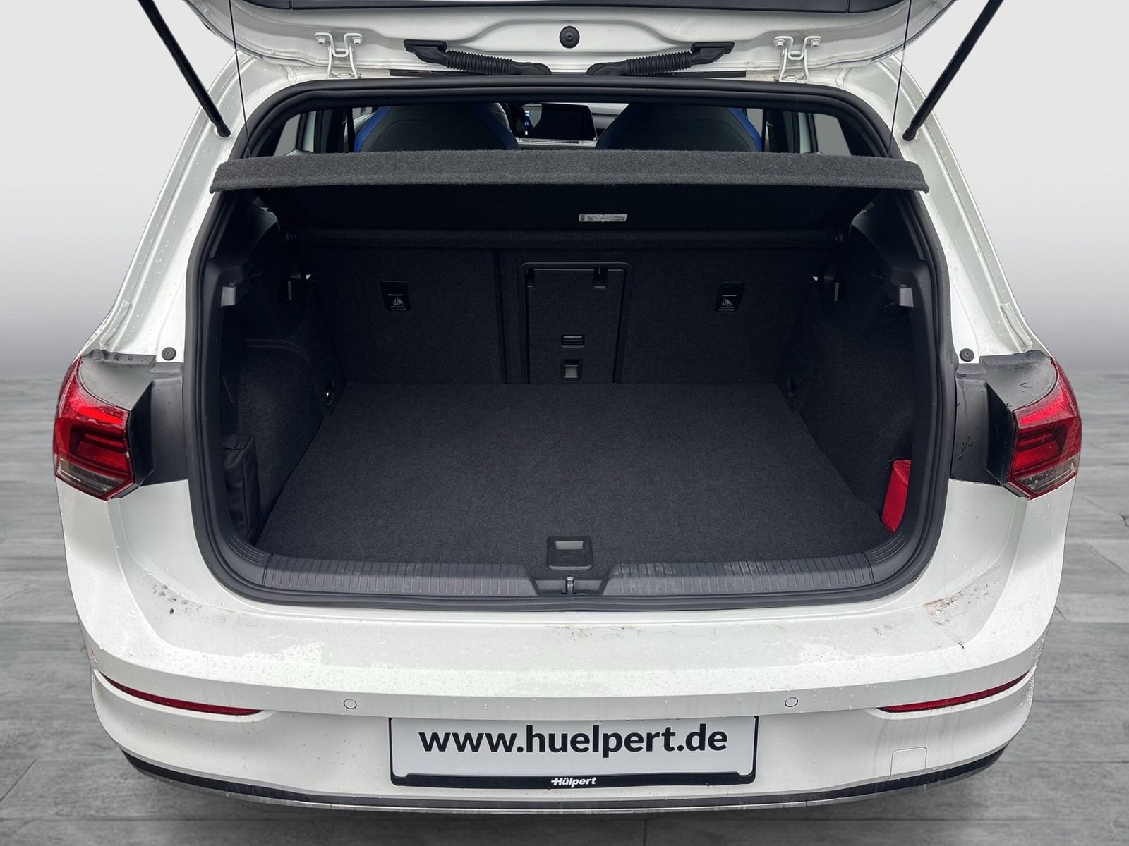 Volkswagen Golf VIII 1.4 HYBRID GTE ACC NAVI LM17 SITZHEIZ.