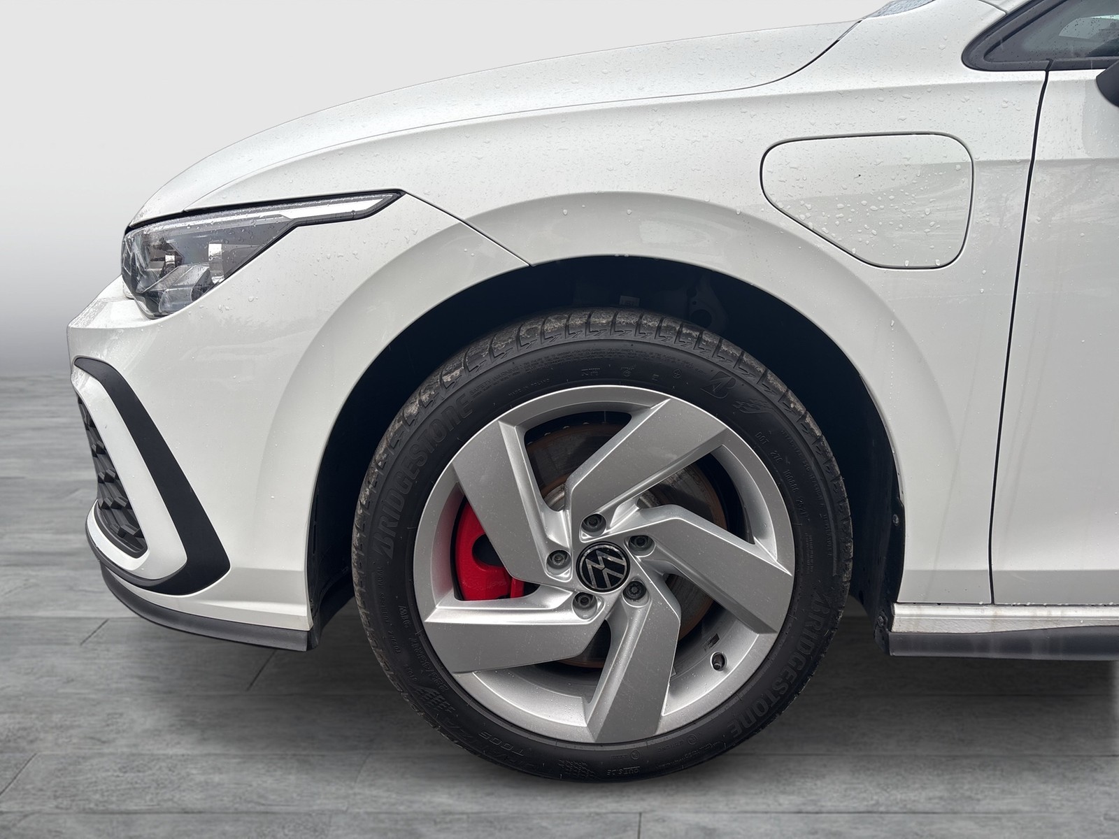 Volkswagen Golf VIII 1.4 HYBRID GTE ACC NAVI LM17 SITZHEIZ.