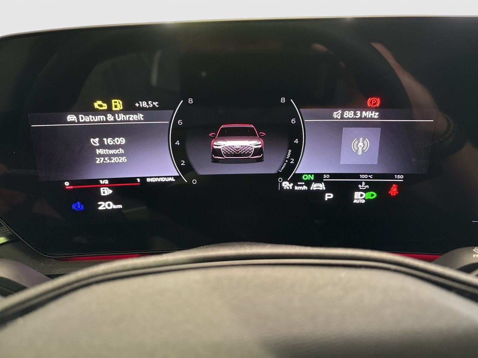 Audi A6 Avant quattro S LINE PANO B&O AHK 360CAM LM20