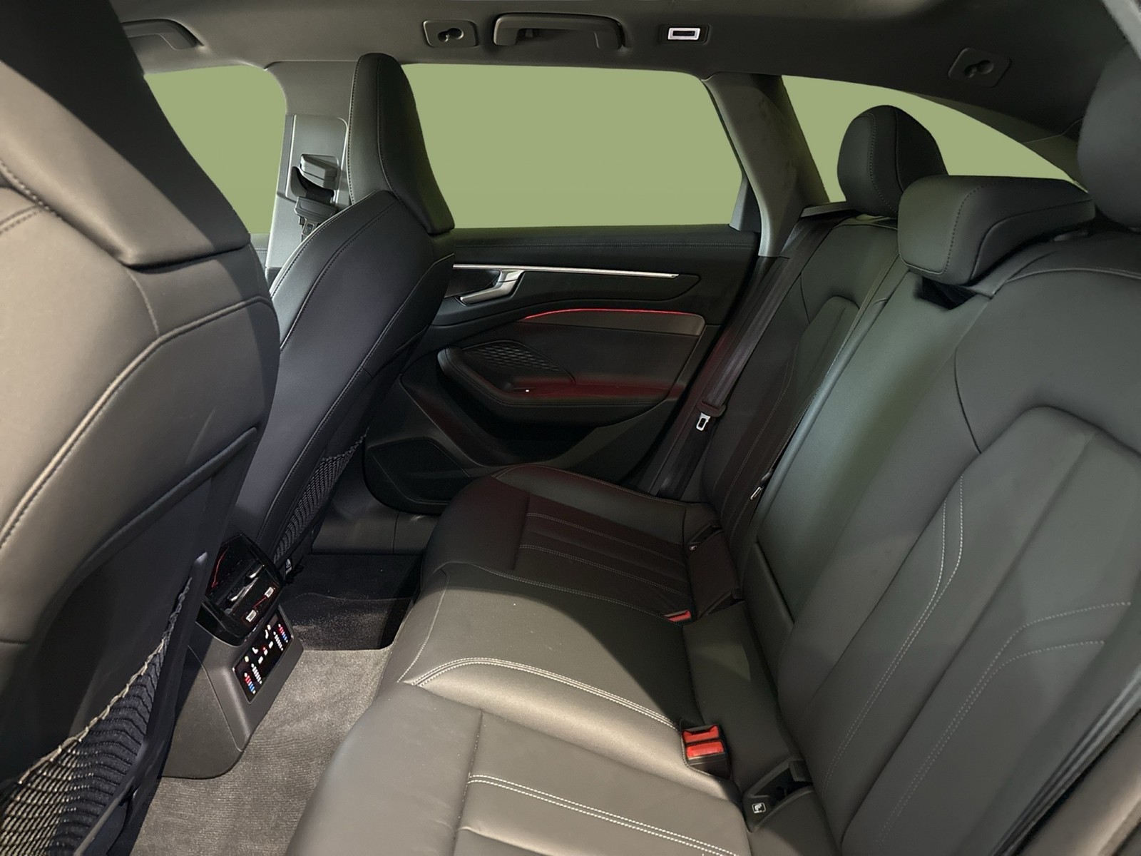 Audi A6 Avant quattro S LINE PANO B&O AHK 360CAM LM20