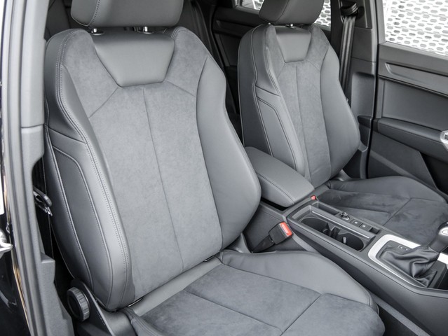 Audi Q3 Sportback 45 HYBRID S LINE BLACKPAK CAM LM19