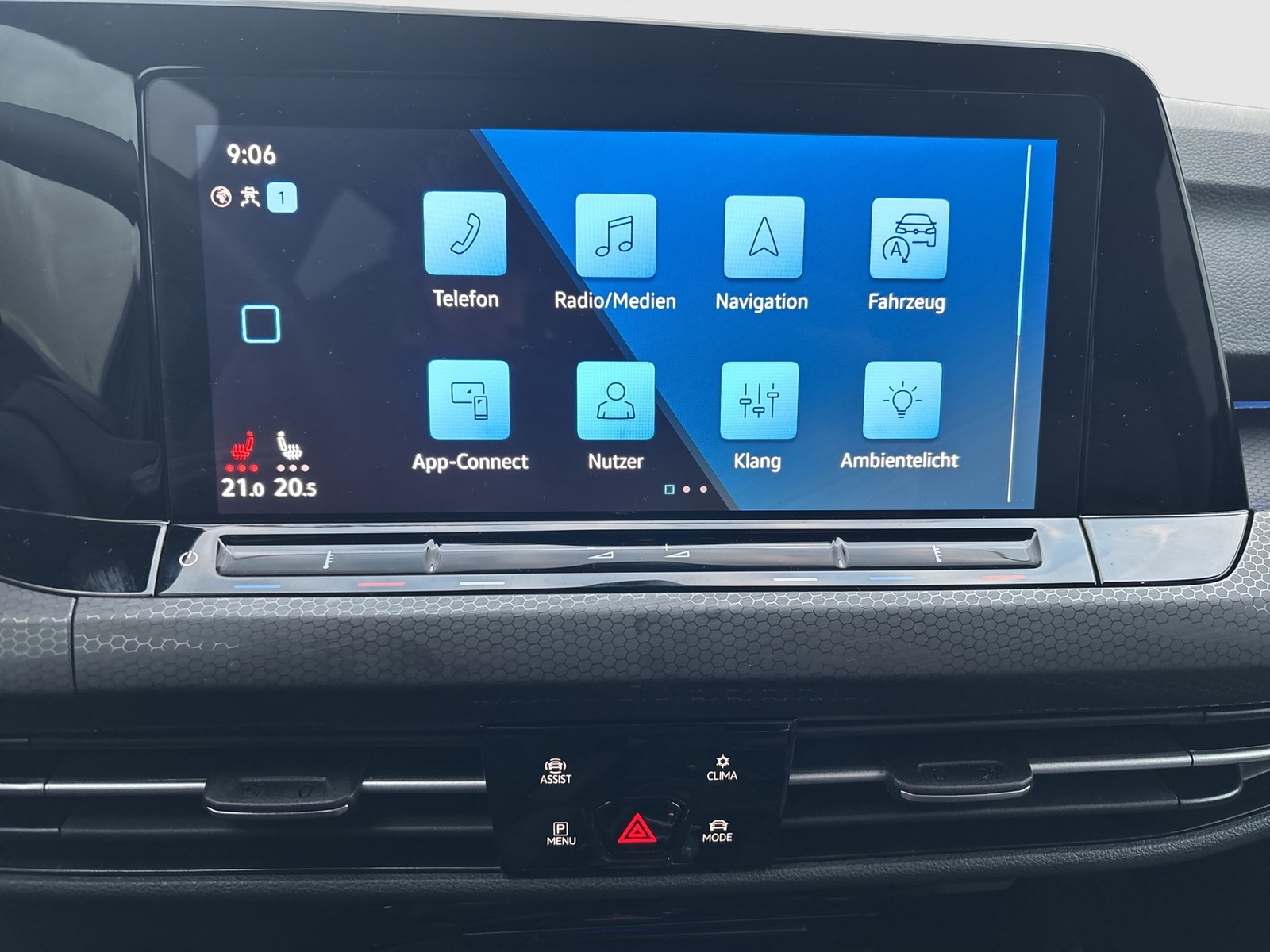 Volkswagen Golf VIII 2.0 GTI KAMERA NAVI SITZHEIZUNG