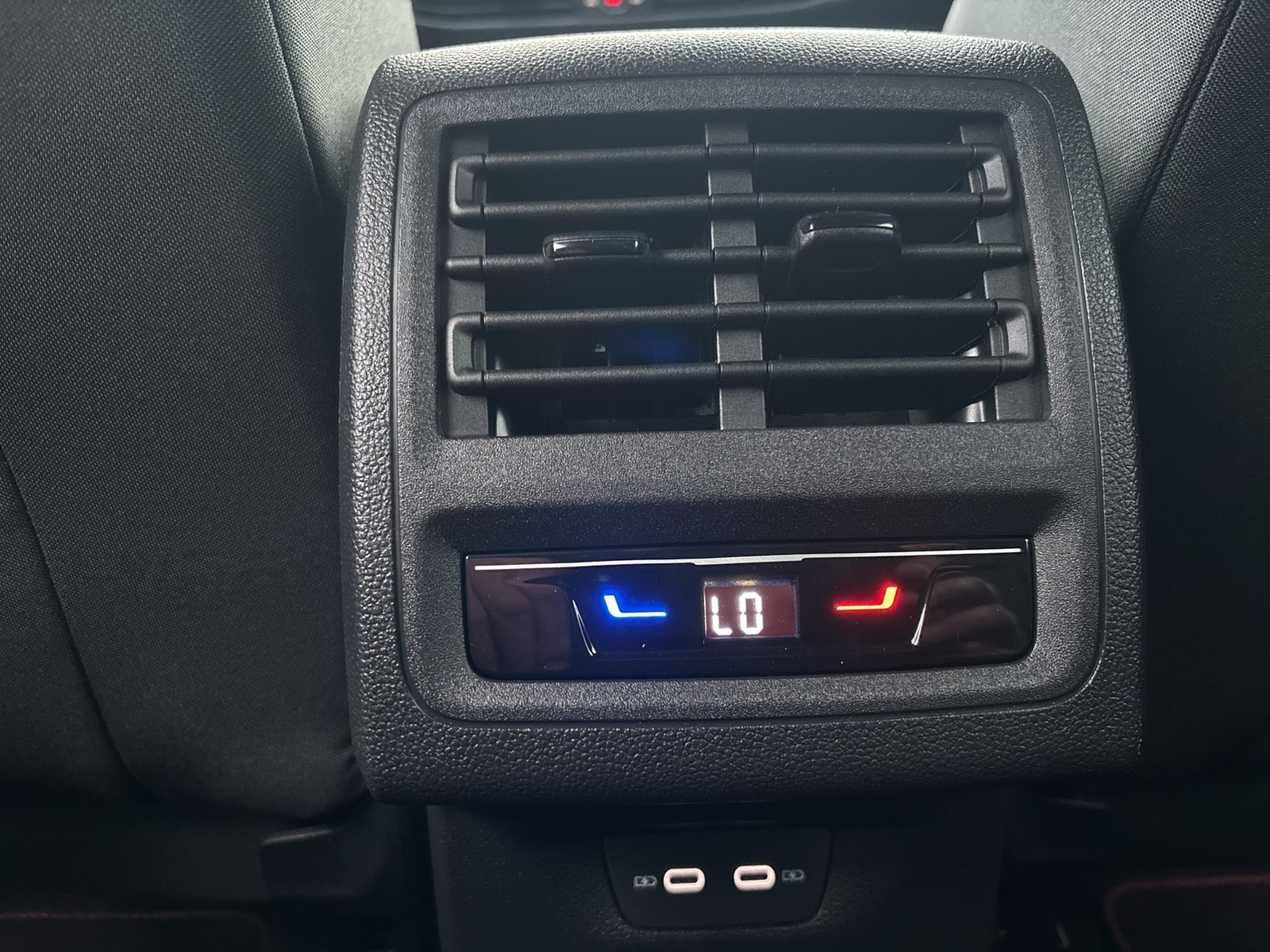 Volkswagen Golf VIII 2.0 GTI KAMERA NAVI SITZHEIZUNG