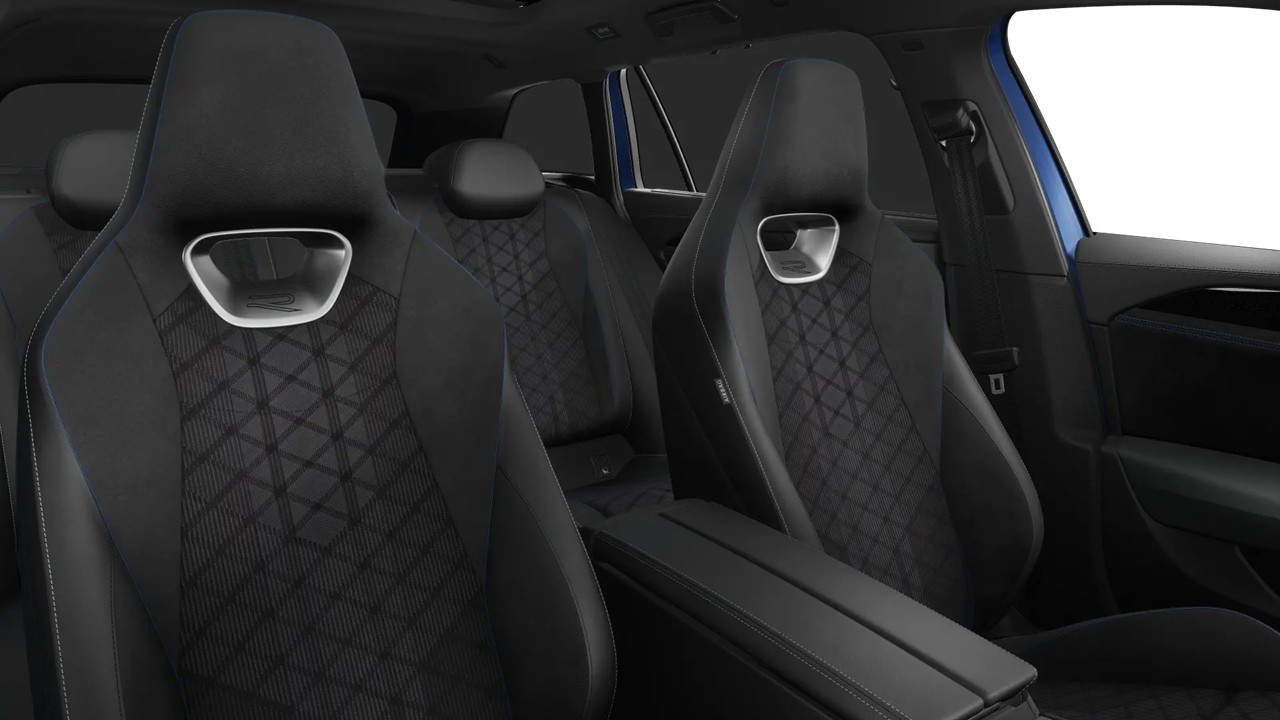 Volkswagen Passat Variant 1.5 HYBRID R-LINE BLACKSTYLE PANO