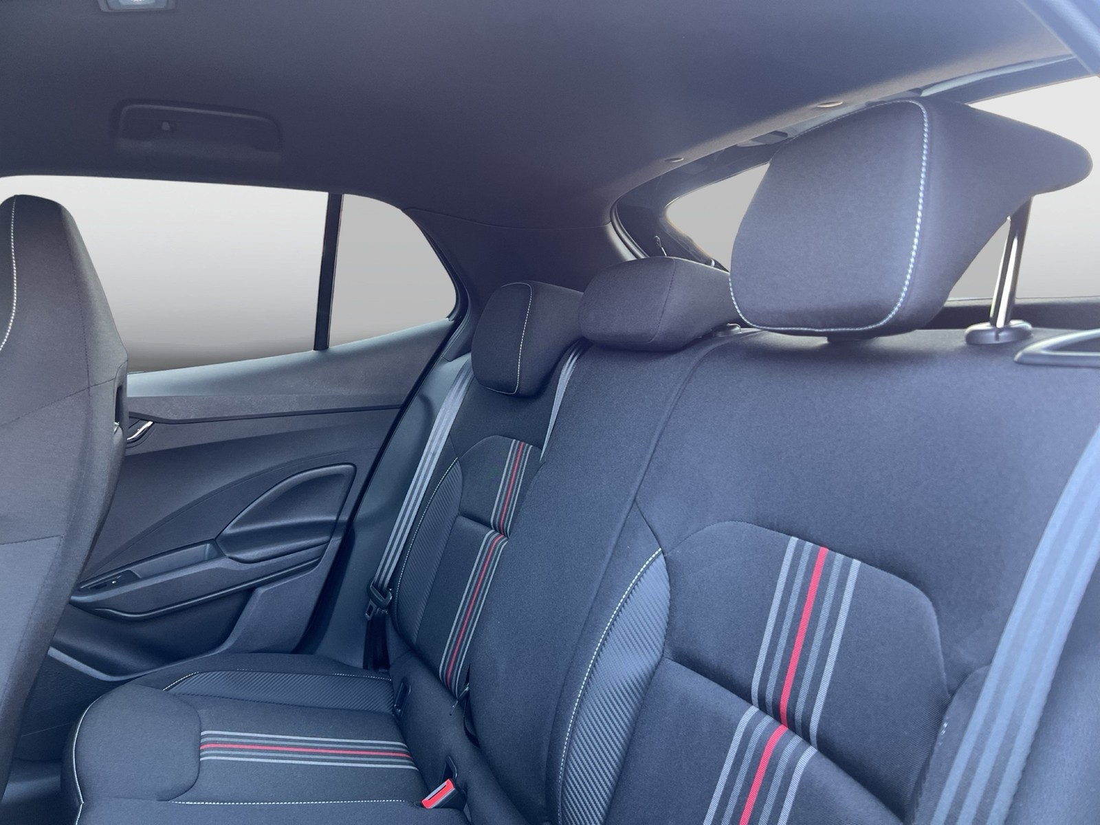 Skoda Fabia 1.0 MONTE CARLO CAM NAVI ALU SITZHEIZUNG