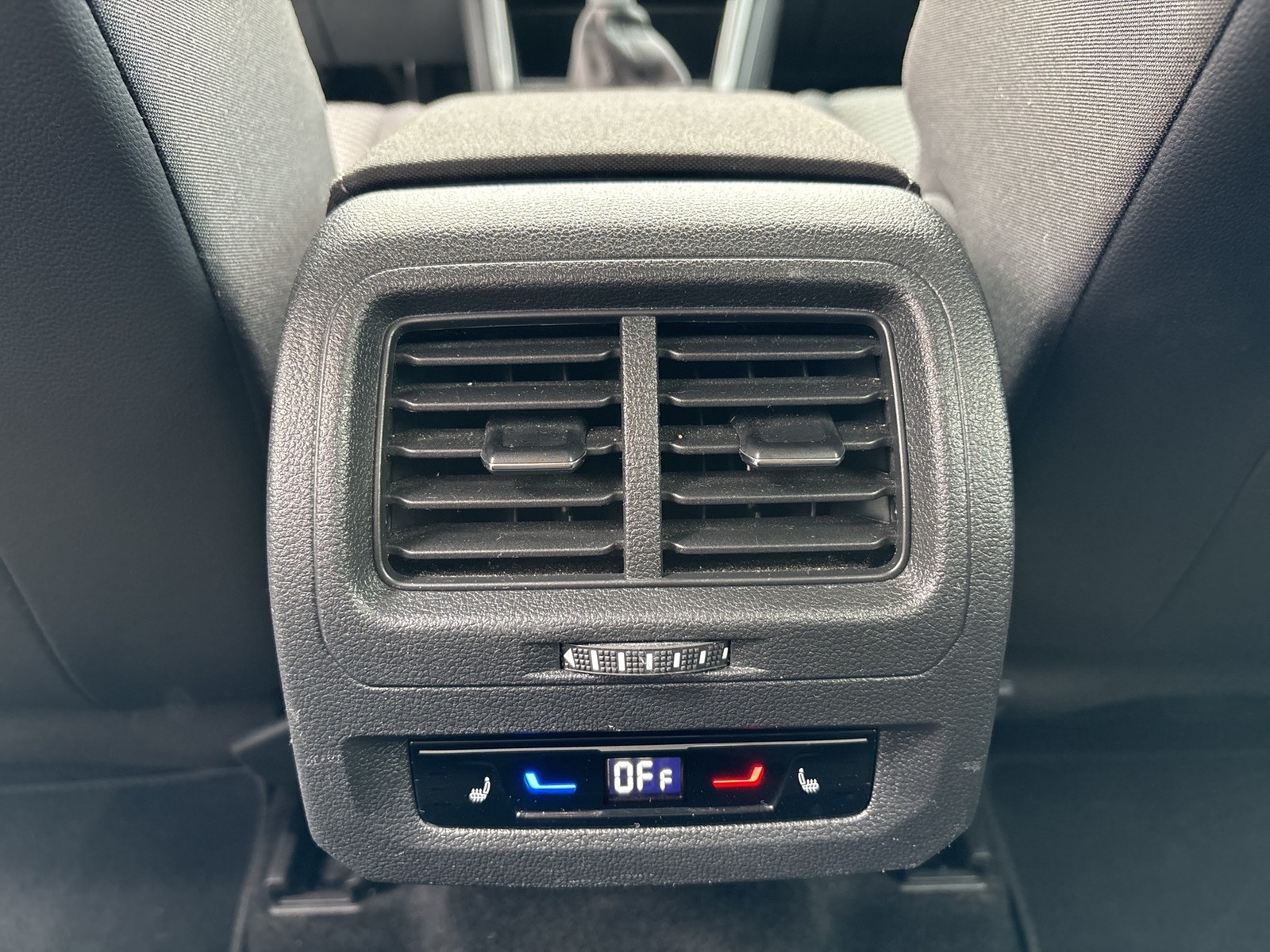 Volkswagen Touran 2.0 COMFORTLINE 7SITZE ACC NAVI CARPLAY