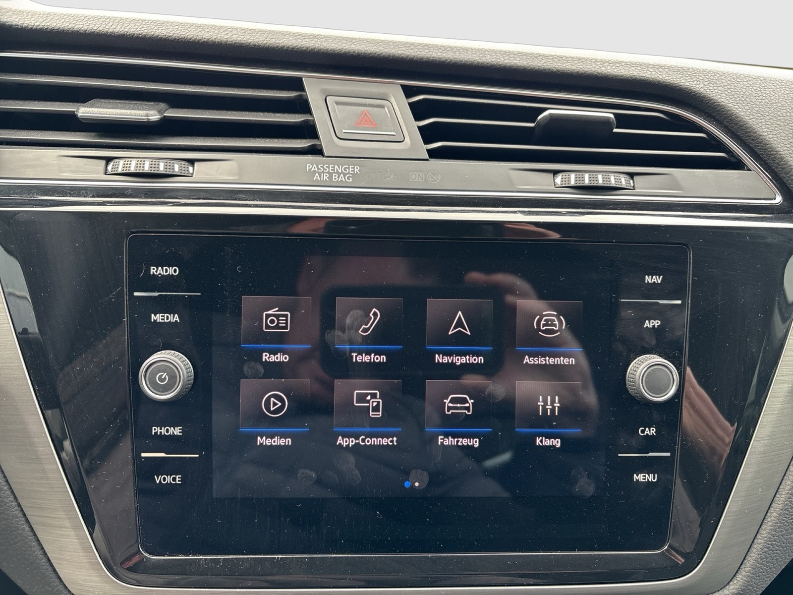Volkswagen Touran 2.0 COMFORTLINE 7SITZE ACC NAVI CARPLAY