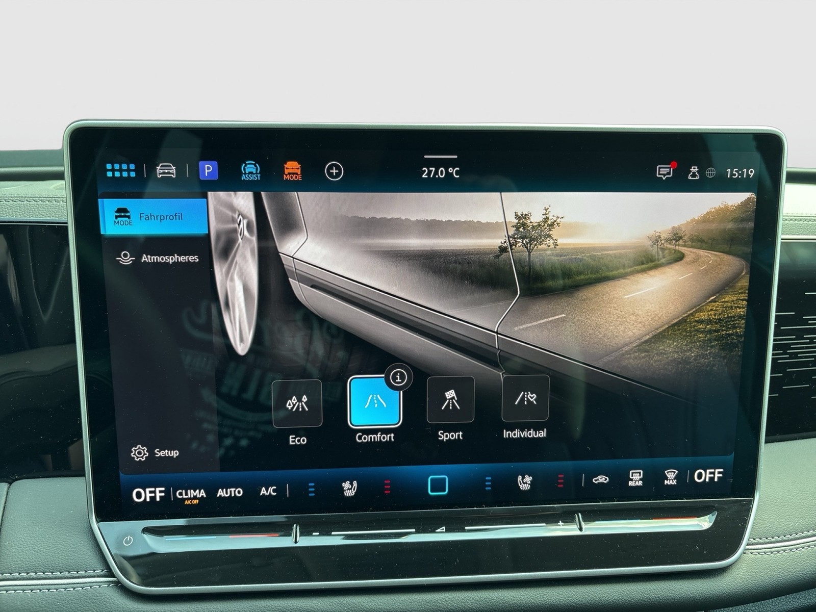 Volkswagen Tiguan 2.0 ELEGANCE LEDER STANDHZ AHK 360CAM ACC