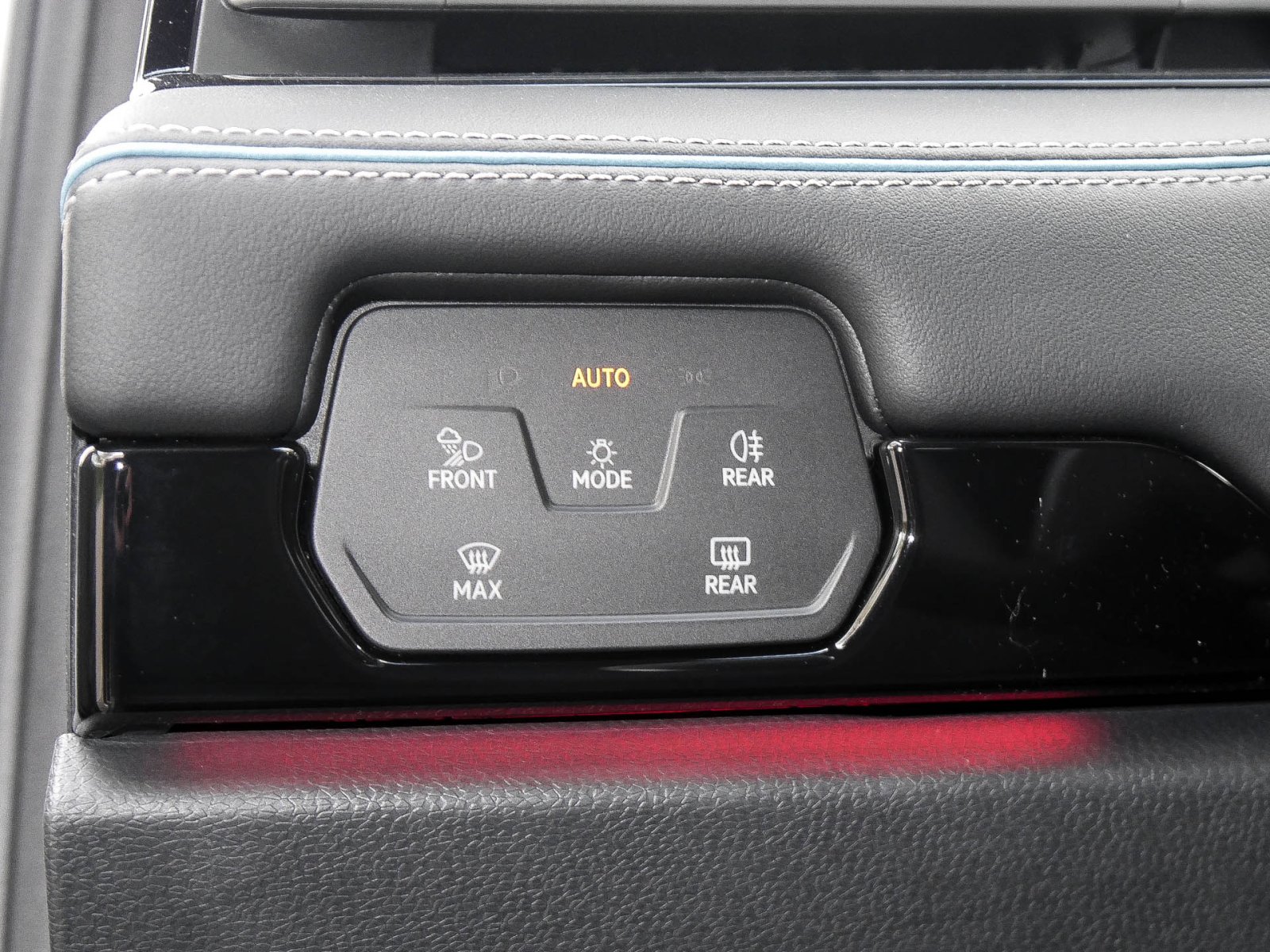 Volkswagen ID.7 PRO WÄRMEPUMPE 360°CAM ACC LM19 NAVI SITZHZ
