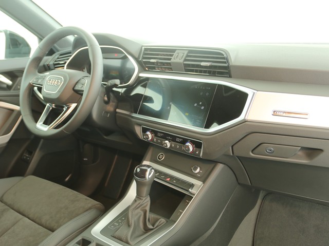 Audi Q3 Sportback 45 HYBRID S LINE AHK CAM ACC LM19