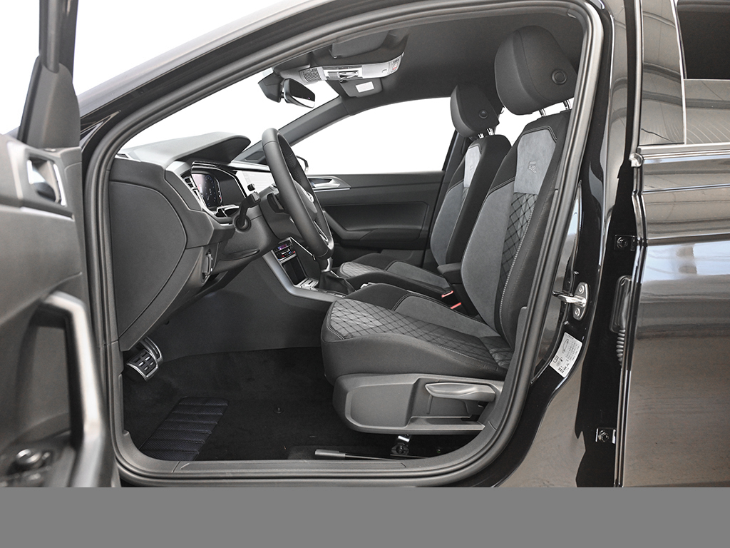 Volkswagen Polo R-LINE NAVI KEYLESS CAM MATRIXLED ACC LM17