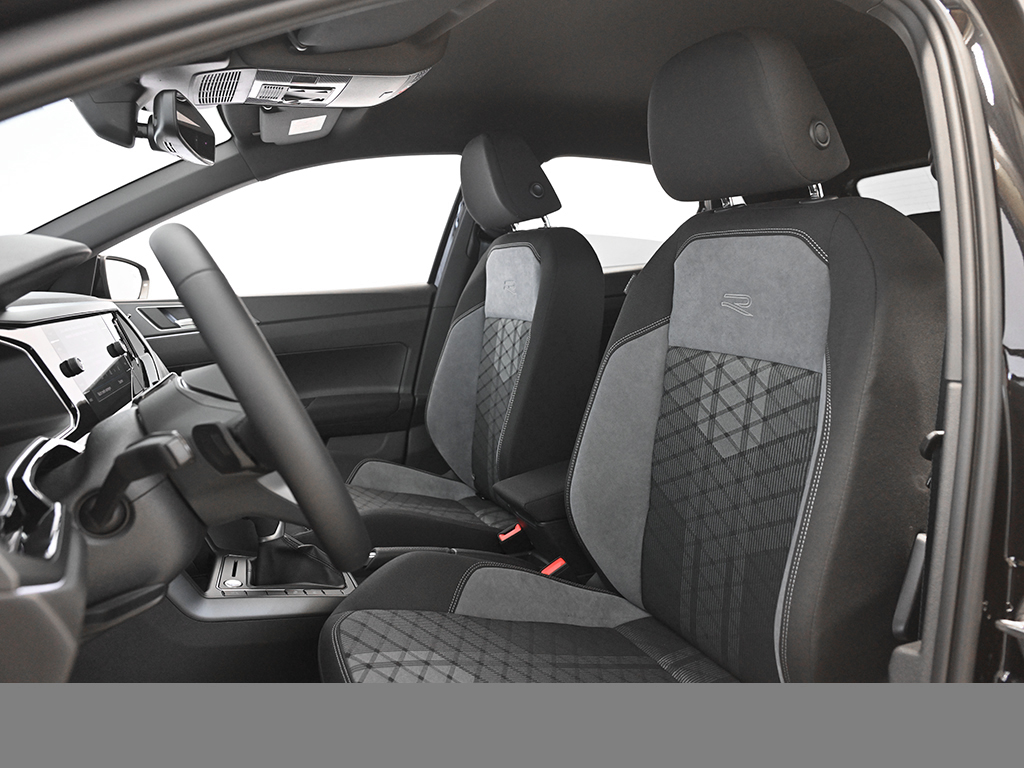 Volkswagen Polo R-LINE NAVI KEYLESS CAM MATRIXLED ACC LM17