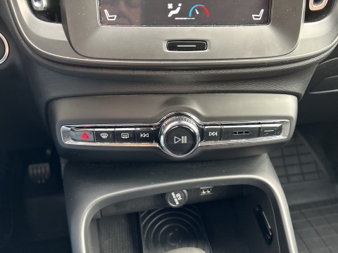 Volvo XC40 NAVI LM17 SITZHEIZUNG LED EINPARKHILFE