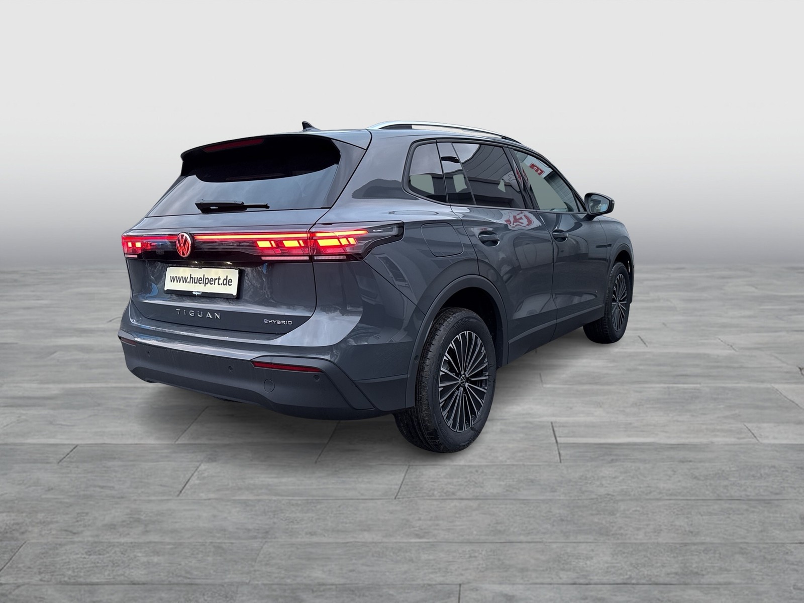 Volkswagen Tiguan 1.5 HYBRID LIFE NEUES MODELL CAM ACC LM18