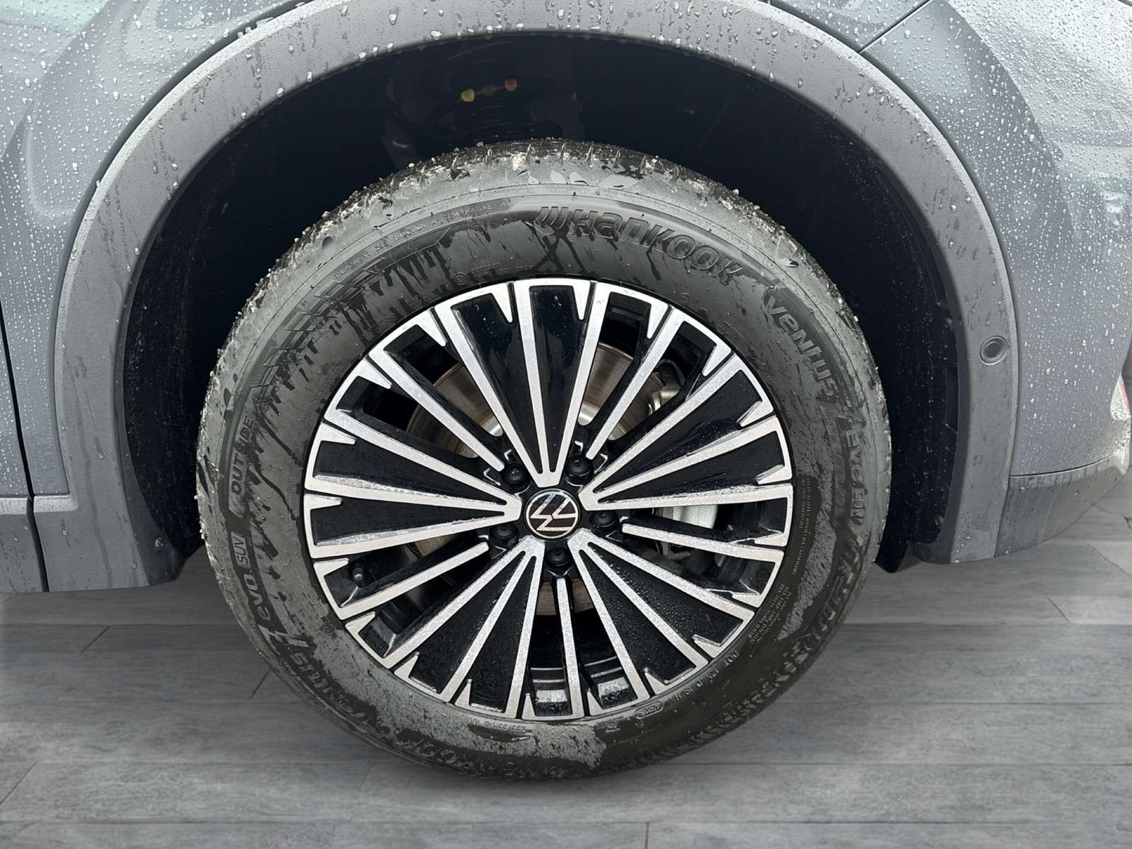 Volkswagen Tiguan 1.5 HYBRID LIFE CAM ACC LM18 CARPLAY