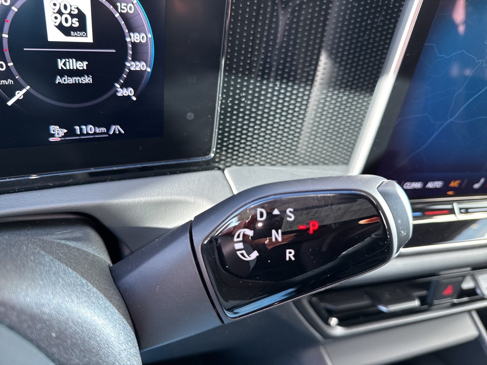 Volkswagen Tiguan 1.5 HYBRID LIFE CAM ACC LM18 CARPLAY