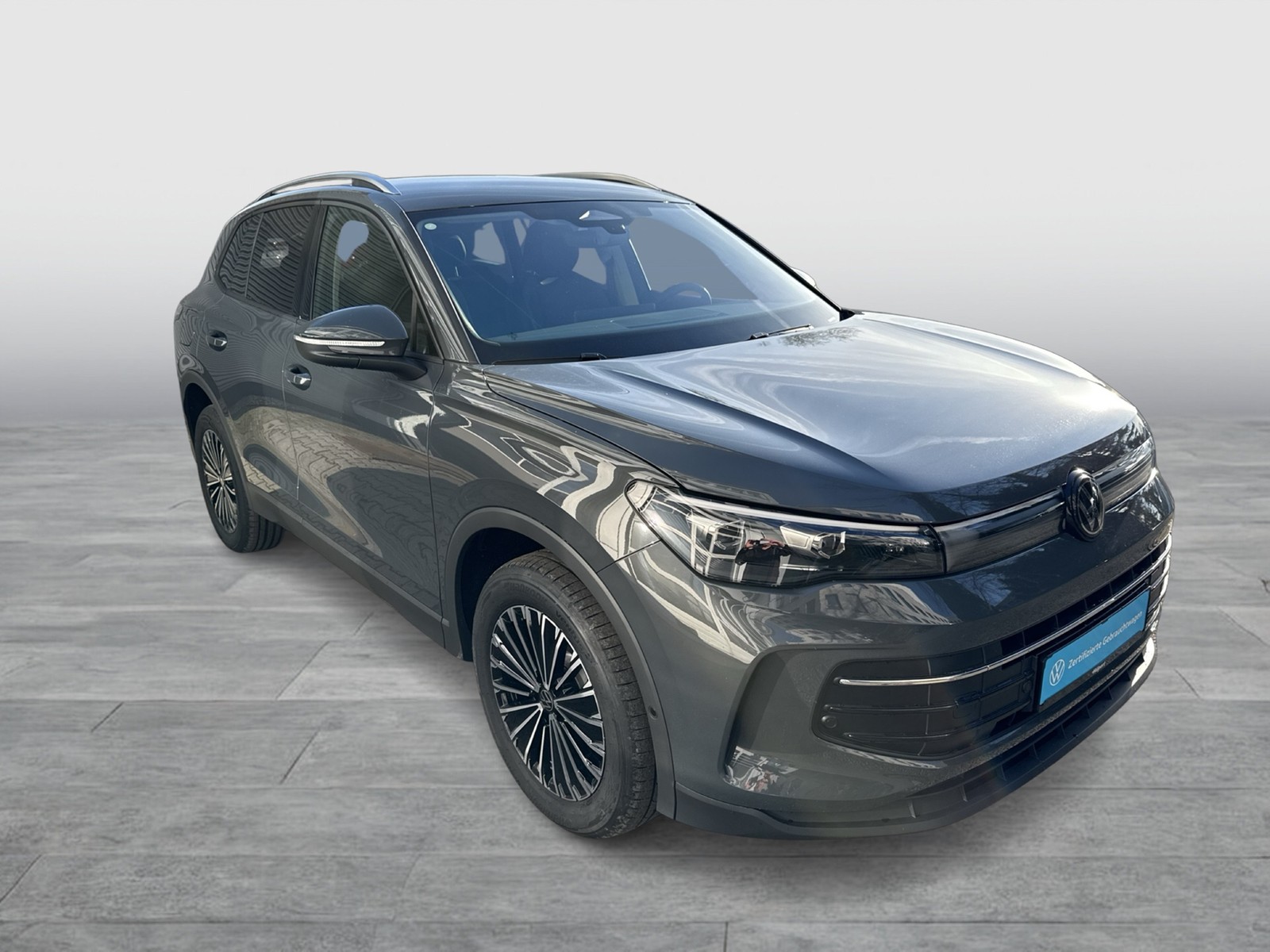 Volkswagen Tiguan 1.5 HYBRID LIFE CAM ACC LM18 CARPLAY