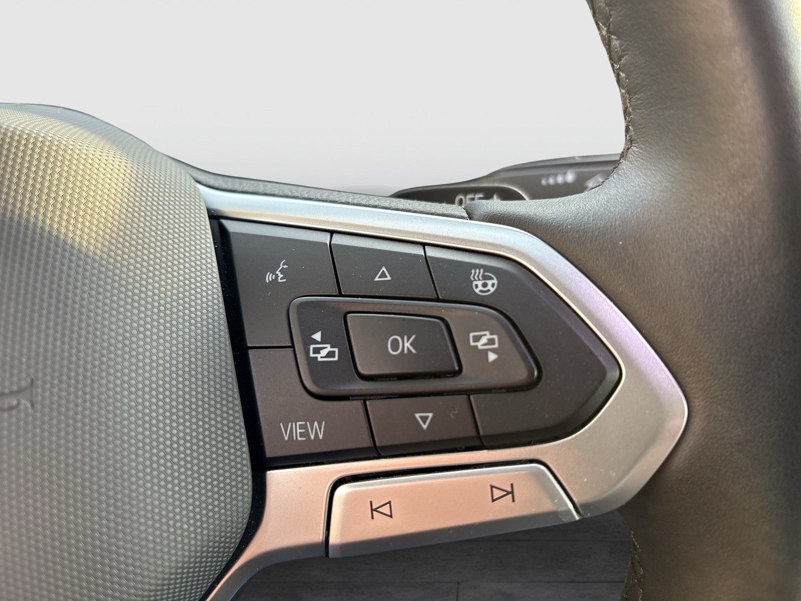 Volkswagen T7 California HYBRID OCEAN 4X4 KÜCHE STANDHZ AHK