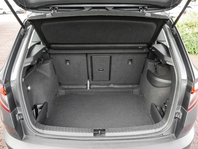 Skoda Karoq 1.5 DRIVE 125 KAMERA NAVI CARPLAY SITZHZ.