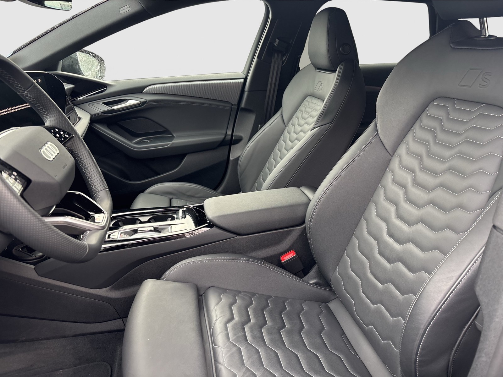 Audi A6 e-tron Avant S LINE WÄRMEPUMPE AHK 360°CAM