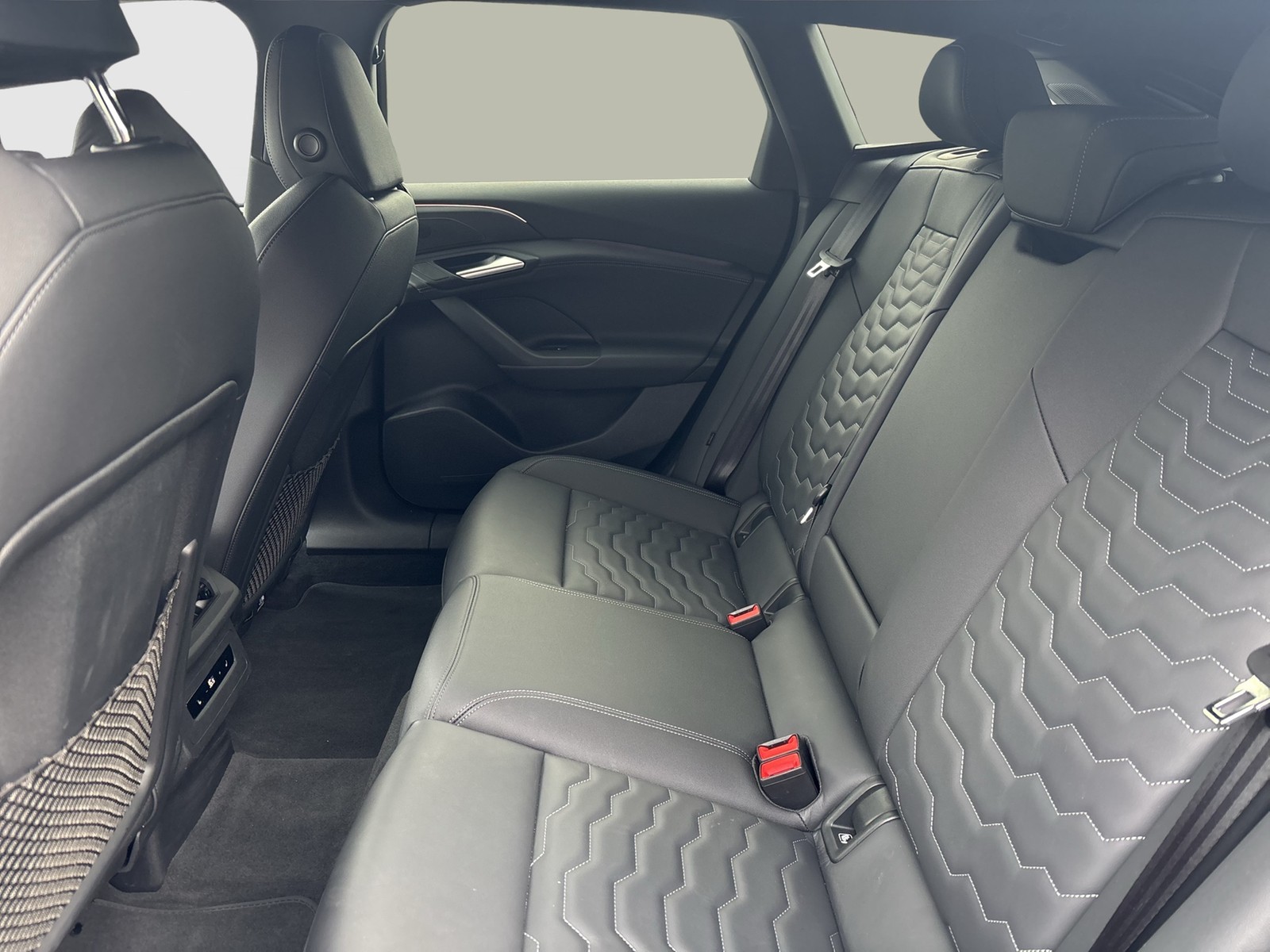 Audi A6 e-tron Avant S LINE WÄRMEPUMPE AHK 360°CAM