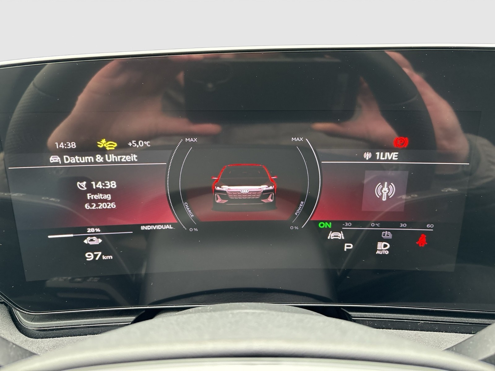 Audi A6 e-tron Avant performance S LINE PANO B&O 21"