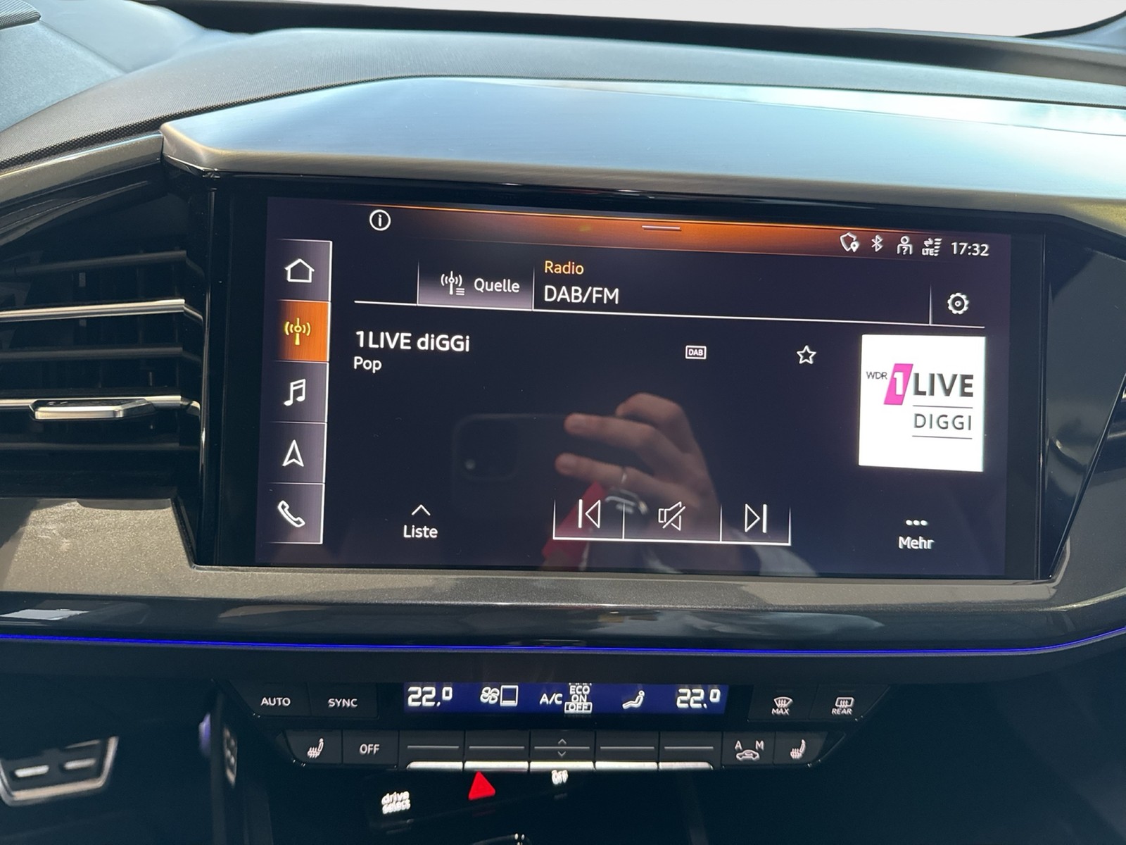 Audi Q4 e-tron 50 Qu. S LINE WÄRMEPUMPE PANO LEDER