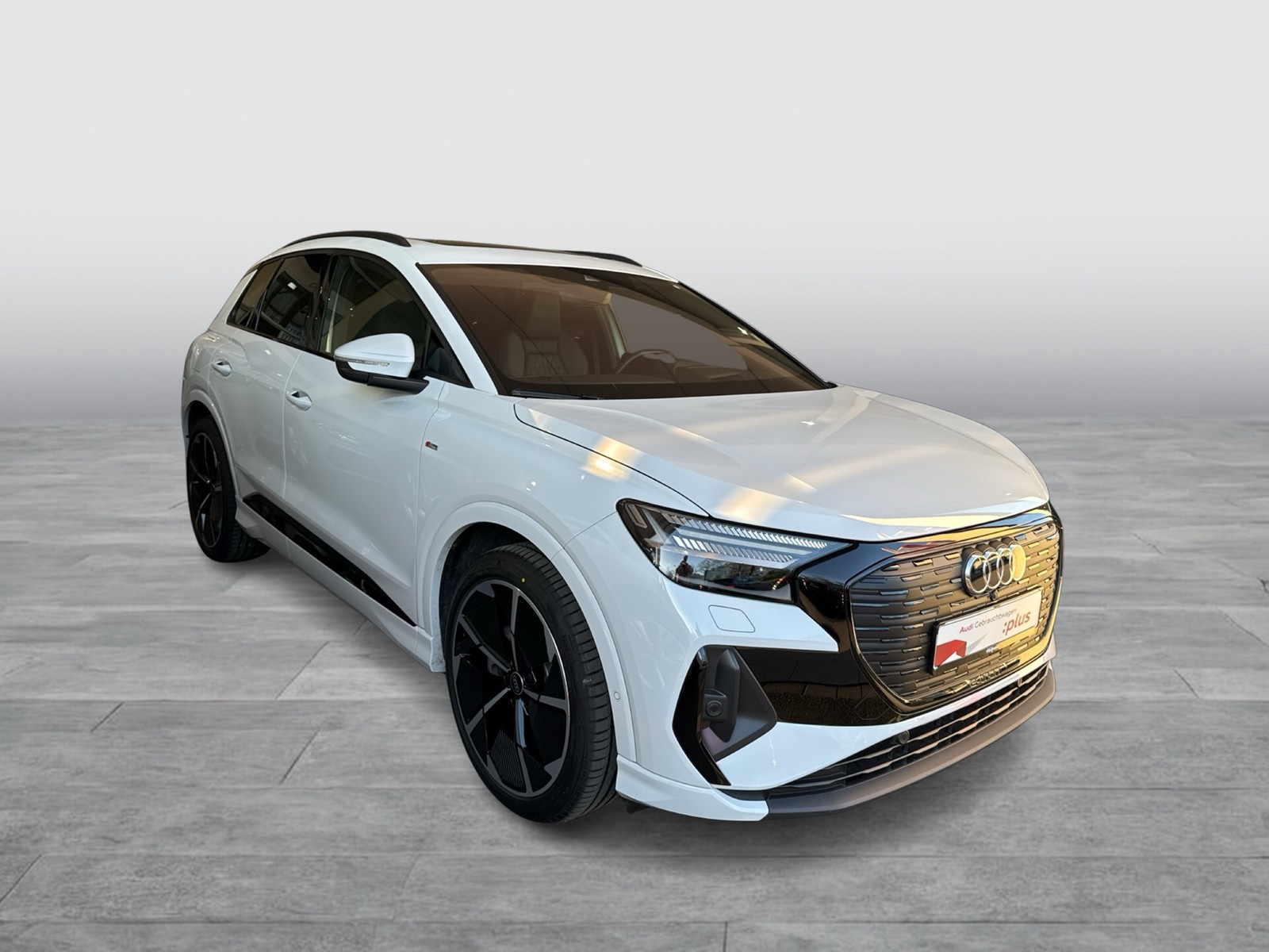 Audi Q4 e-tron 50 Qu. S LINE WÄRMEPUMPE PANO LEDER