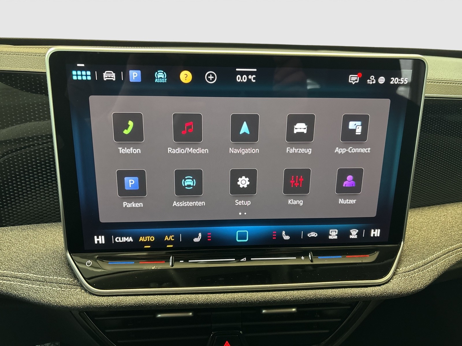 Volkswagen Passat Variant 1.5 eTSI NEUES MODELL AHK CAM ACC