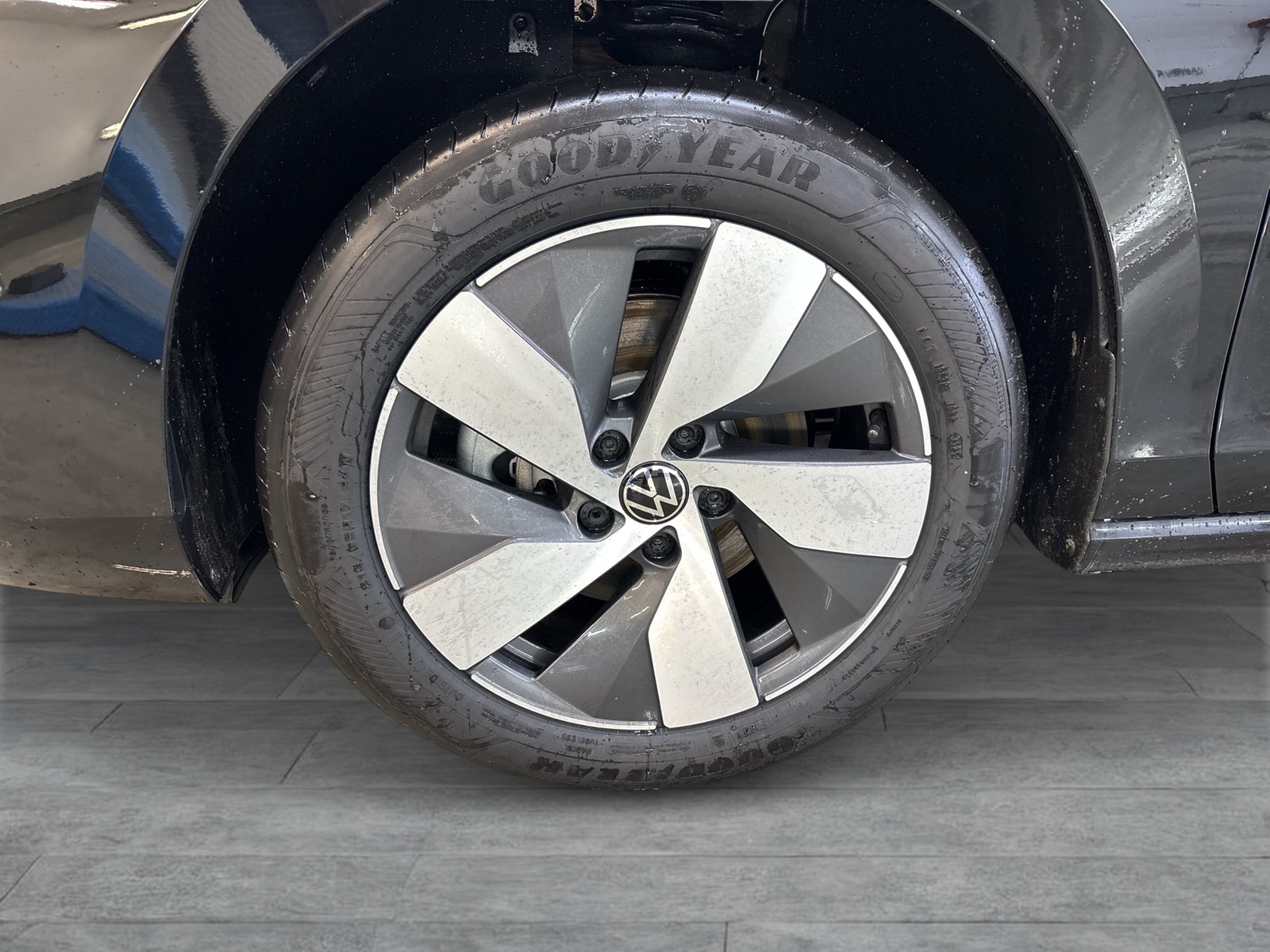 Volkswagen Passat Variant 1.5 eTSI NEUES MODELL AHK CAM ACC