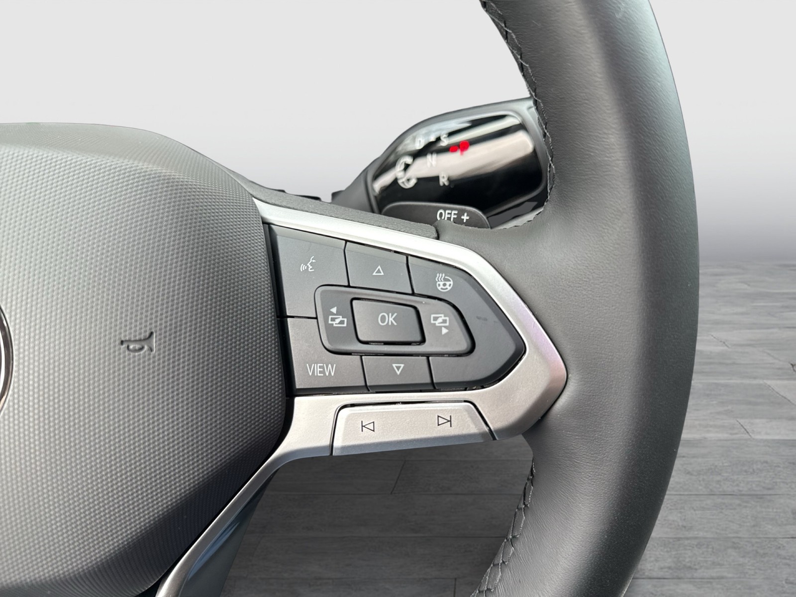 Volkswagen Passat Variant 1.5 eTSI AHK CAM ACC CARPLAY