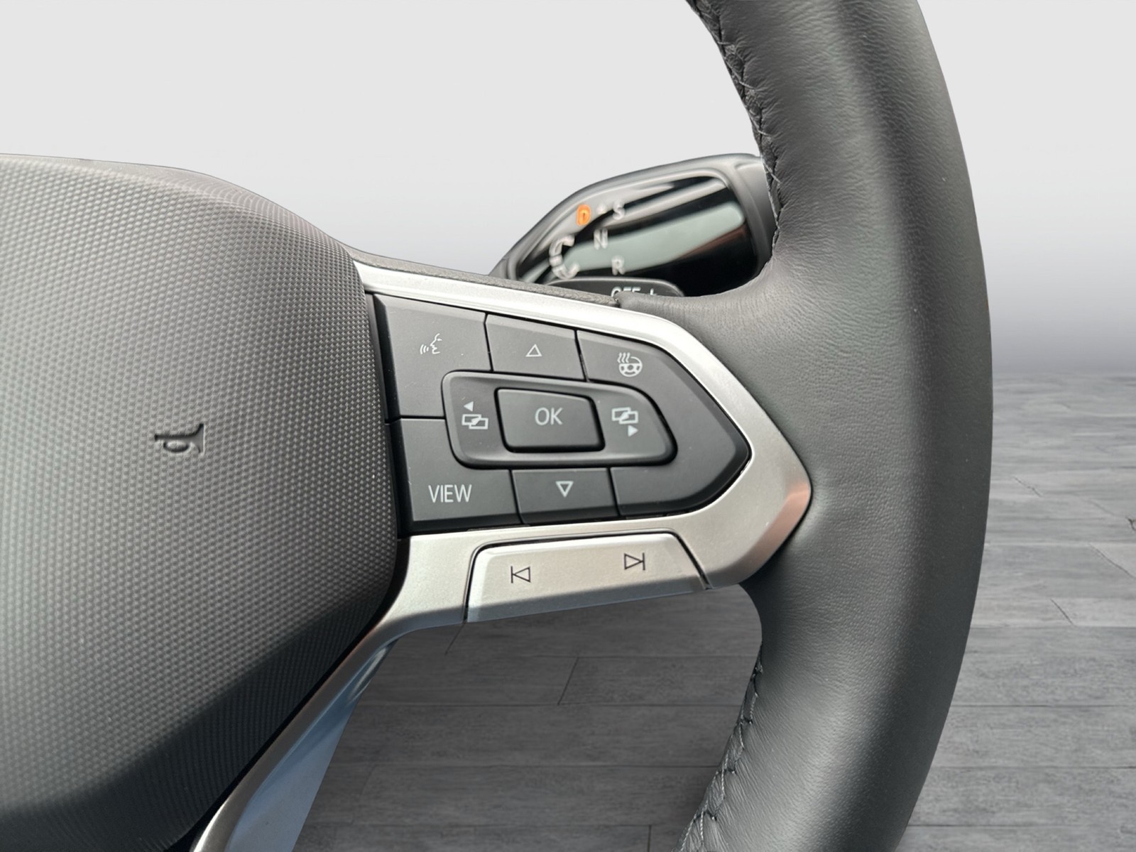 Volkswagen Passat Variant 1.5 eTSI AHK CAM ACC CARPLAY