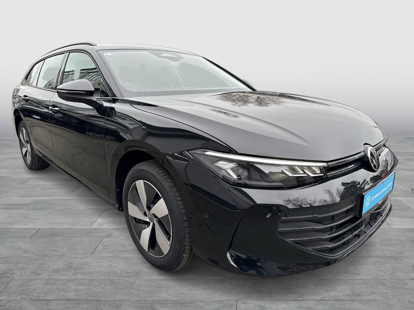 Volkswagen Passat Variant 1.5 eTSI AHK CAM ACC CARPLAY