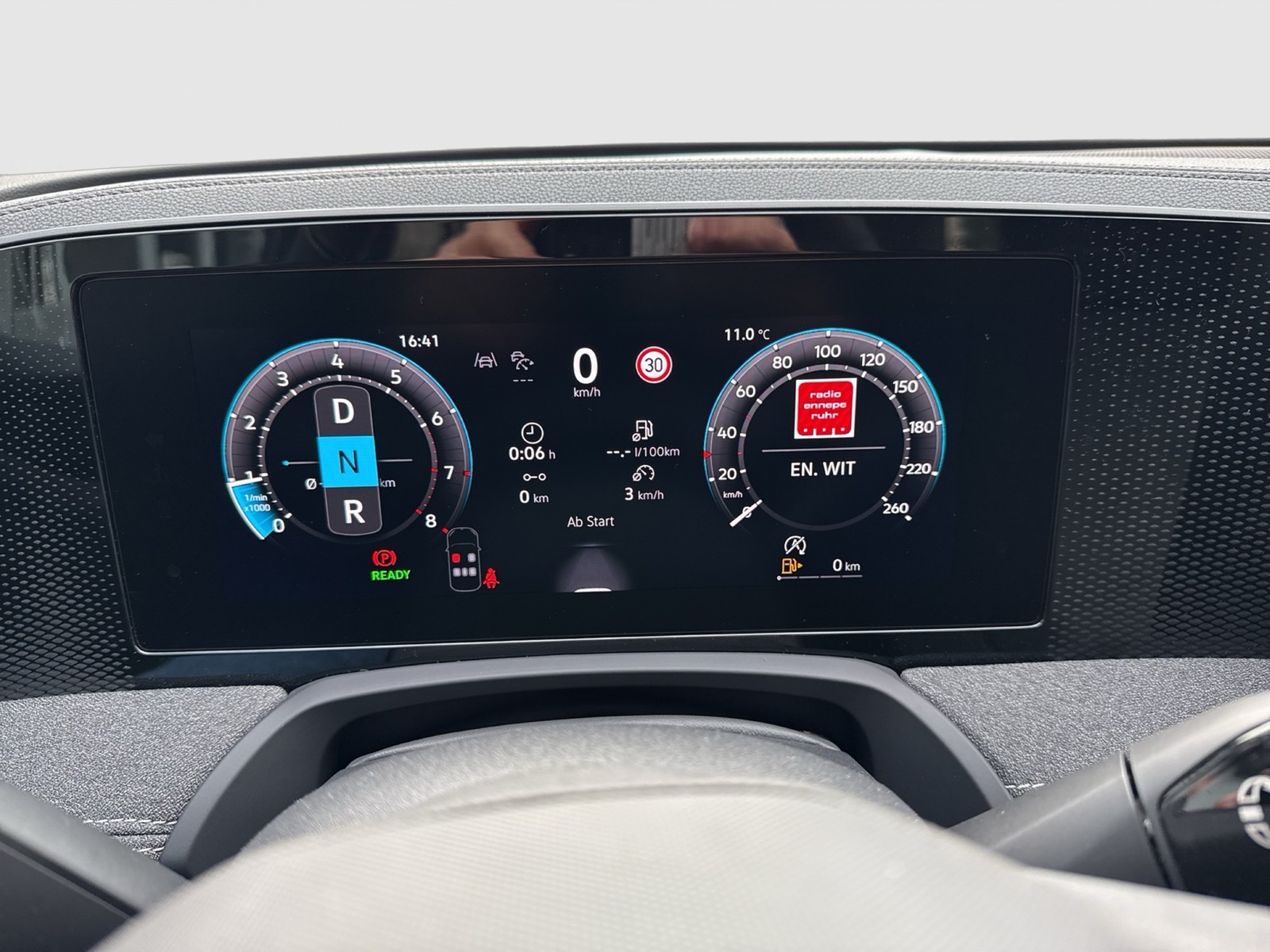 Volkswagen Passat Variant 1.5 eTSI AHK CAM ACC CARPLAY