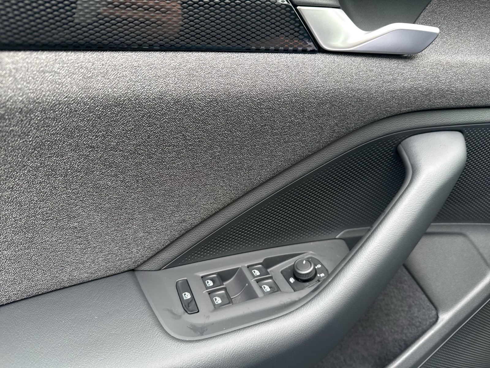 Volkswagen Passat Variant 1.5 eTSI AHK CAM ACC CARPLAY