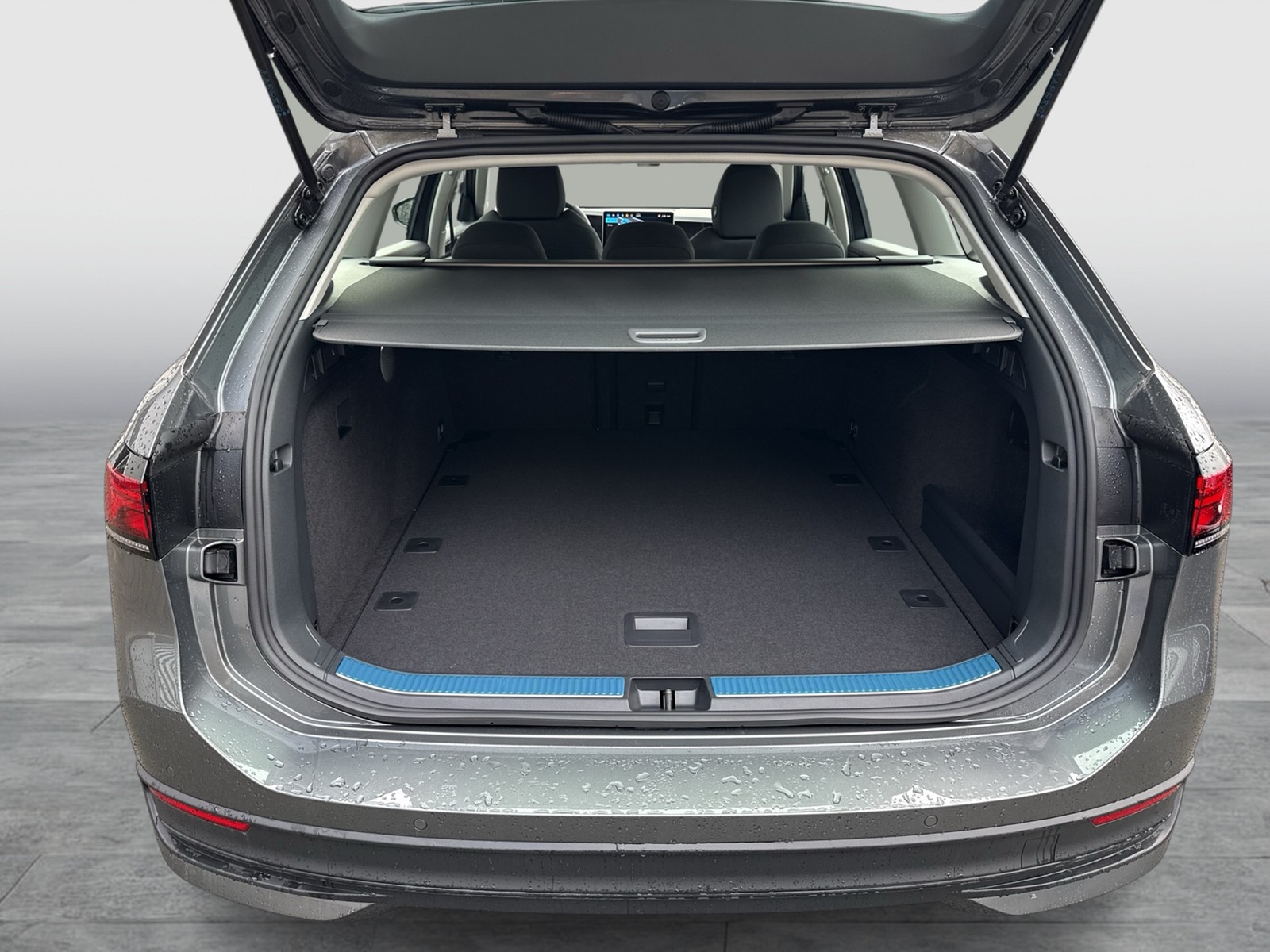 Volkswagen Passat Variant 1.5 eTSI AHK CAM ACC CARPLAY