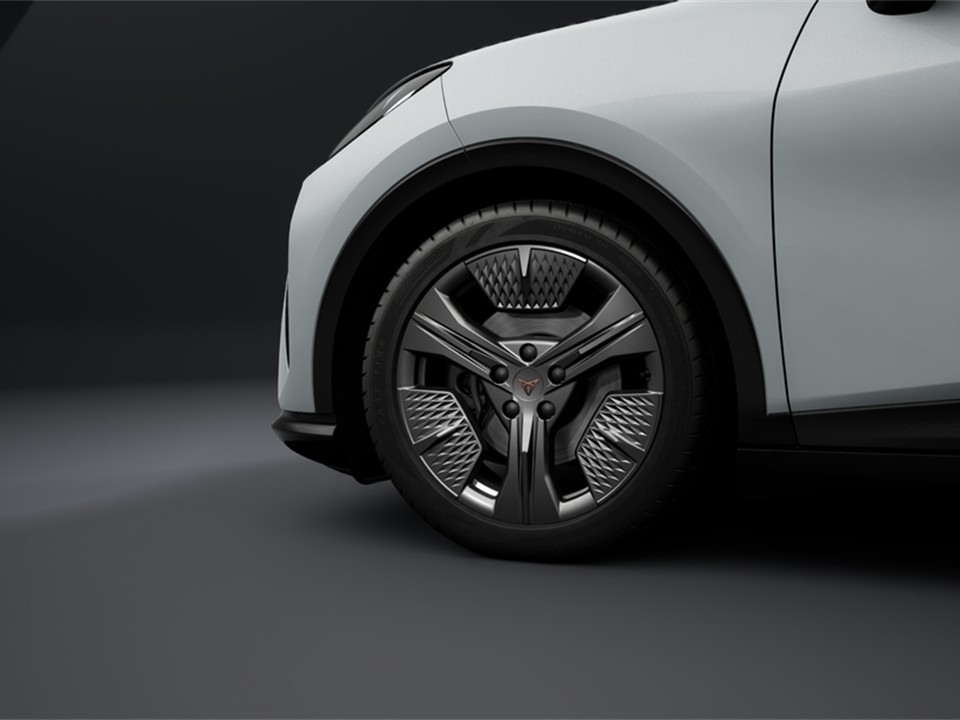 Cupra Raval PLUS NAVI CAM KEYLESS LED LM18
