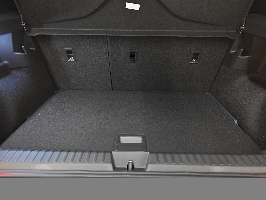 Cupra Raval PLUS NAVI CAM KEYLESS LED LM18
