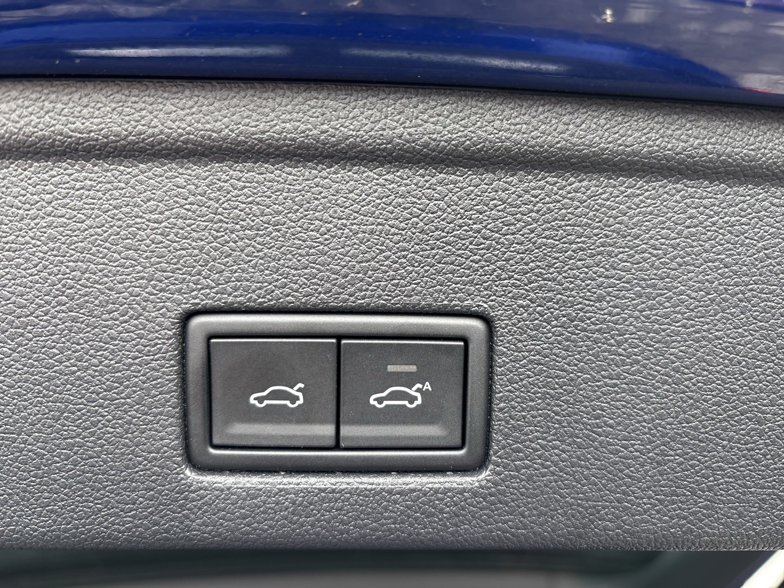 Volkswagen Touareg V6 R-LINE AHK CAM ACC HEAD-UP